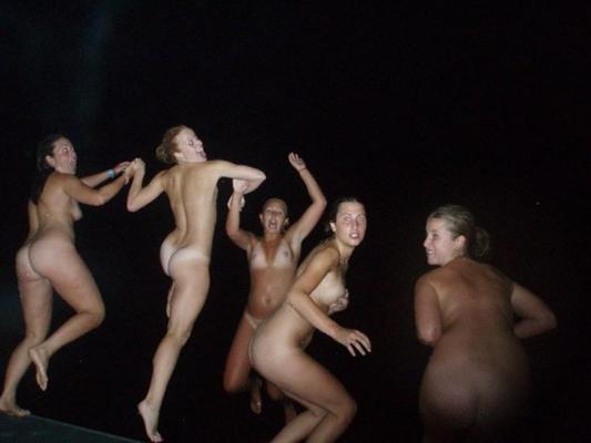 15P Drunk College Coeds Fucked Up And Flashing