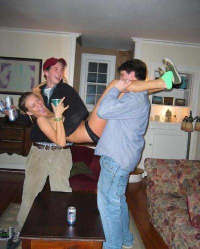 15P Real drunk amateur girls going wild