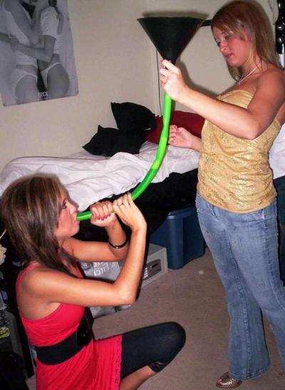 15P Real drunk amateur girls going crazy