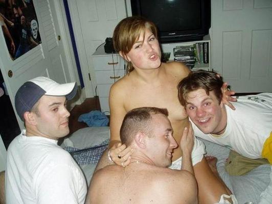 15P Real drunk amateur girls getting wild