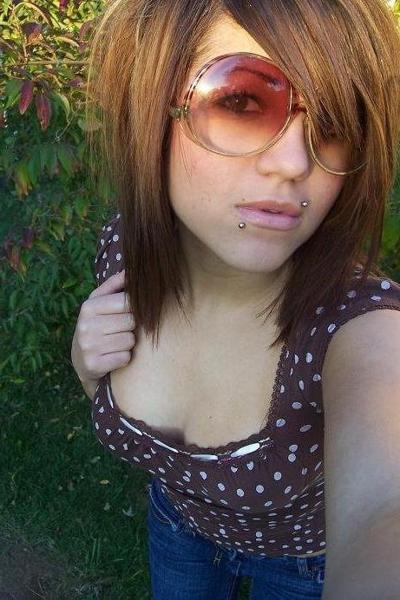 12P Emo Scene Girls are definitely horny 