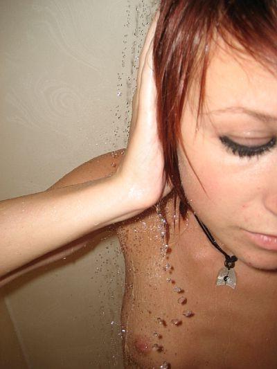 14P Sexy emo adolescente mostrando sua bunda doce