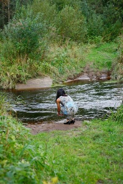 16P Tight teen with no underwear takes a piss outdoors