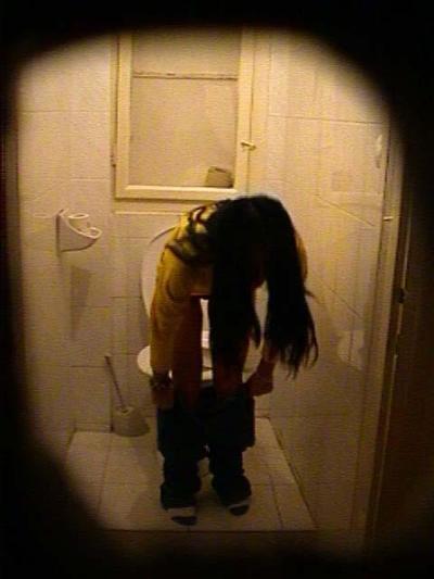 15P Sneaky bathroom piss cams