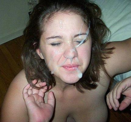 15P Fresh amateur teen virgin blonde posing and showing herself
