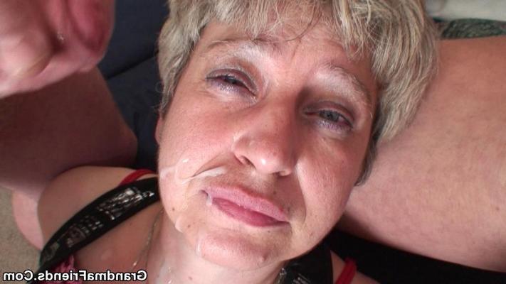 16P Old babe with big tits and big ass sucks dick and her granny pussy is fucked har