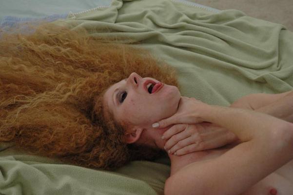 20P Red heard tramp has hairy muff.