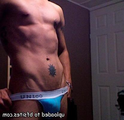 20P Homemade amateur guys naked