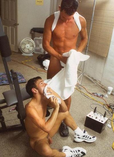 20P Nice twink sucks a huge cock and enjoys cumming on face in a gym