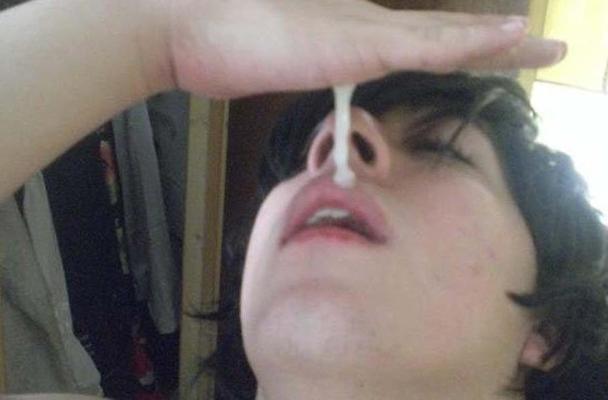 16P Pictures of sexy amateur hunks who got wild and kinky 