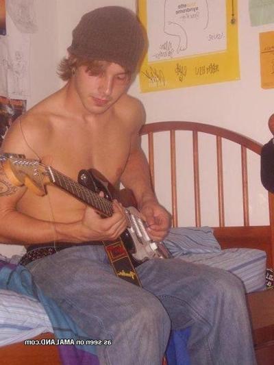 15P Horny guitarist whipping his dick out