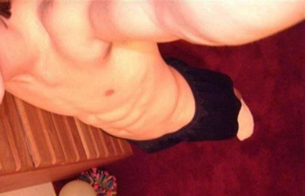 16P Различные фото худых обнаженных твинков