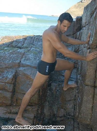 10P Hot guys teases us with their sexy trunks on the beach