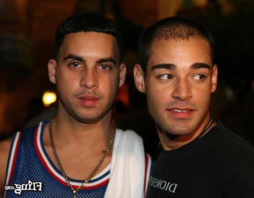 13P Check out the most amazing gay club parties
