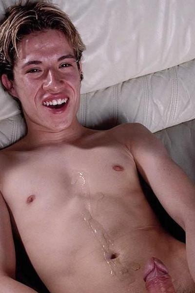 20P A fair haired twink enjoys self dildoing and cumming delight
