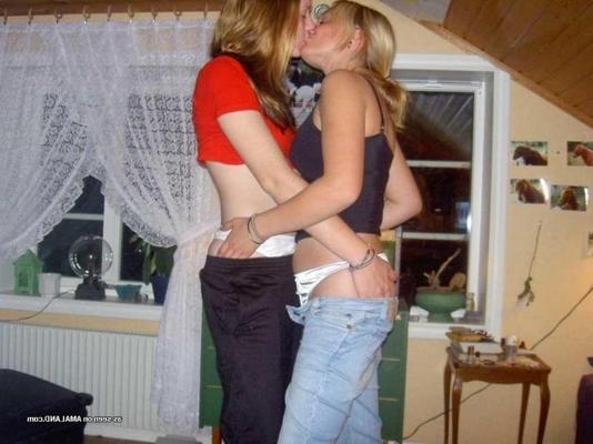 10P Collection of various amateur lesbian lovers in a liplock