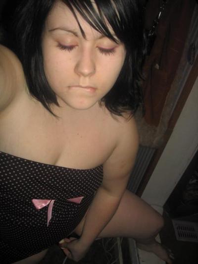 18P Chubby chick pulls down her top and plays with her tits and pussy using her fing