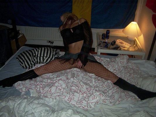 16P Army girl getting naked