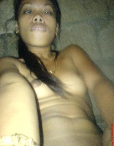 16P Exotic Asian slut in various dirty photo sessions including pussy play using a l