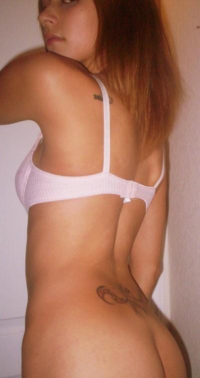 16P Beautiful babes naked in Photobucket pics