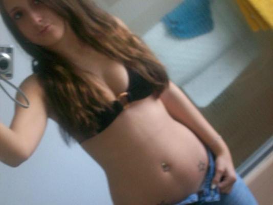15P Amateur self-shooting teens showing their bodies