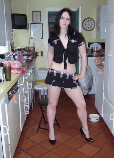 15P Les filles amateurs sont obsédées par leurs seins et leurs chattes chaudes