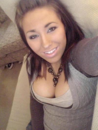 15P Various bikini babes