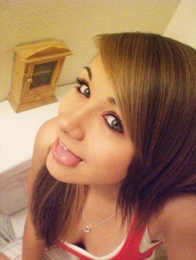 15P Selfshooter with pink pussy