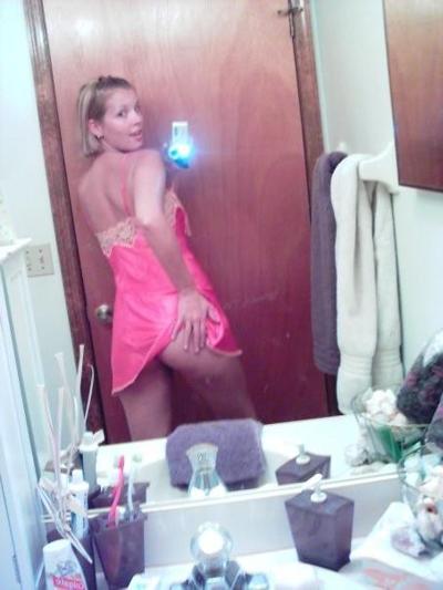 15P Amateur self-shooting teens showing their bodies