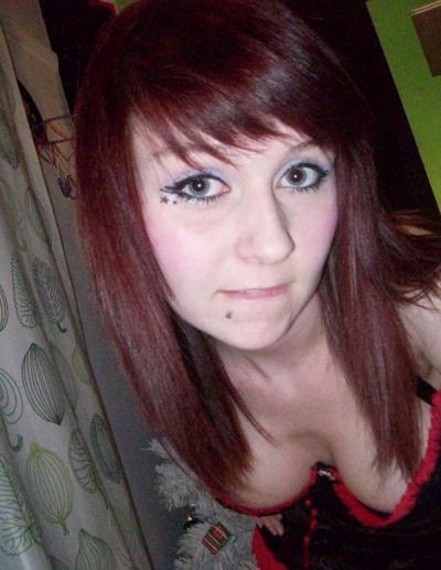 15P Nude babes with cameras