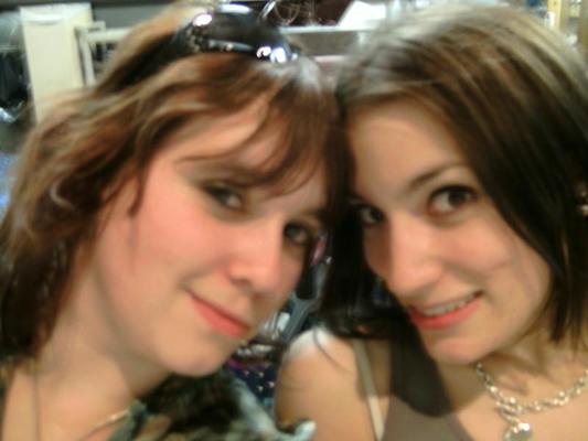 15P Gallery of horny girls