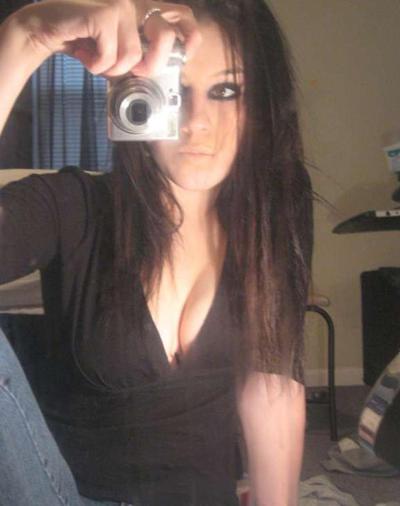 15P Nude brunette selfpics