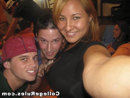 15P Big ass college girl is getting fucked at the party