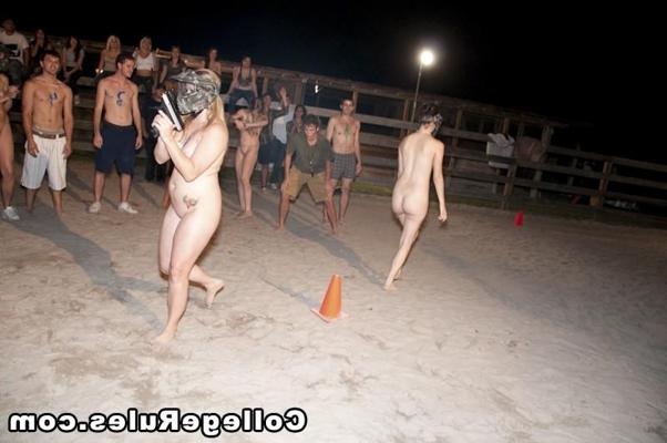 15P Naughty girls enjoy girl to girl sex at the college party