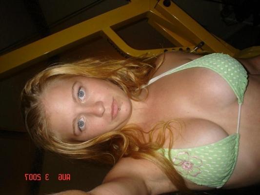15P Cam-crazy teen vixens