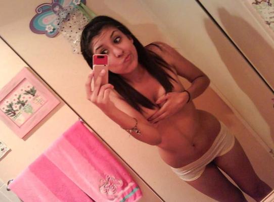 15P Pictures of various hot amateur babes