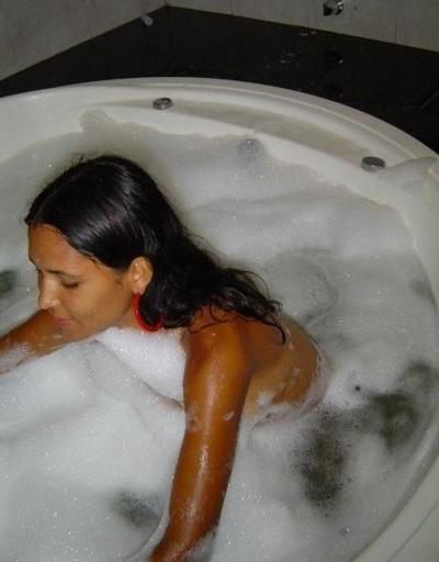 15P Sexy amateur latina babe gets pounded by huge white cock