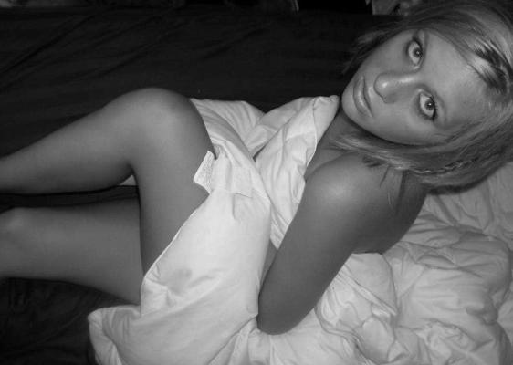 15P Sexy blonde teen
