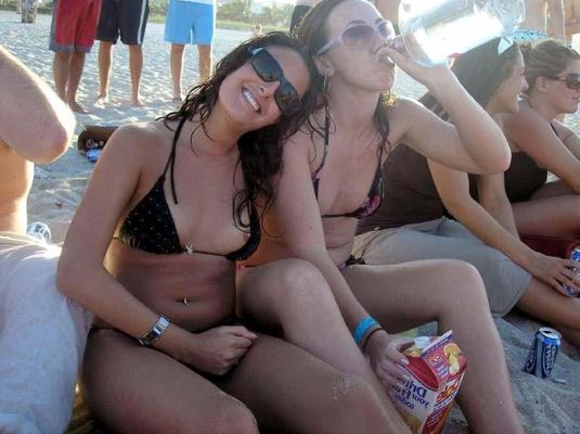 16P Namoradas peitudas e sexy em sessões de fotos secretas de amadores
