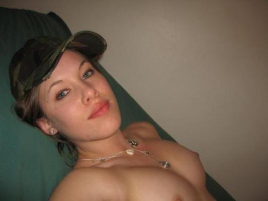 16P Picture mix of horny amateur lesbians