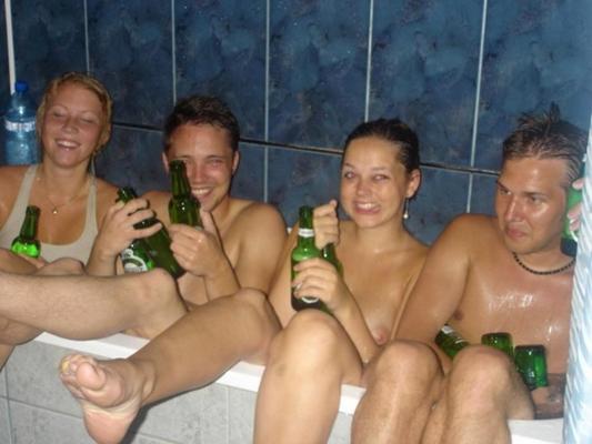 16P Another amazing naked girlfriends photo collection for you