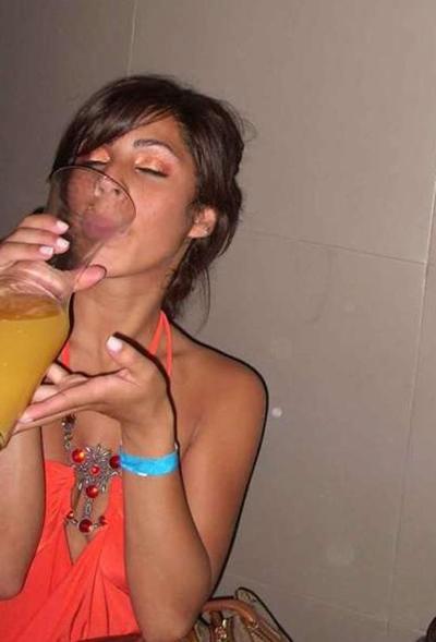 16P Amatuer pics of horny girls being caught doing nasty things