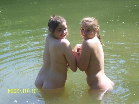 16P Gorgeous amateurs in wild and kinky parties