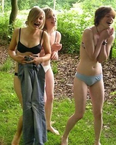 16P Girls with small tits modeling