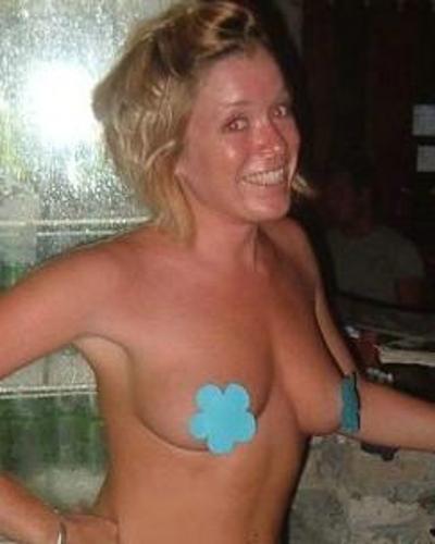 16P Amatuer pics of horny girls being caught doing nasty things