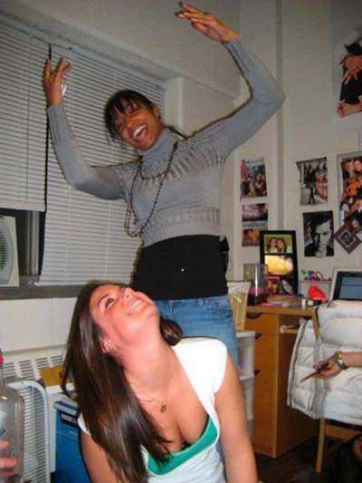 16P Amateur pics of horny girls being caught doing nasty things