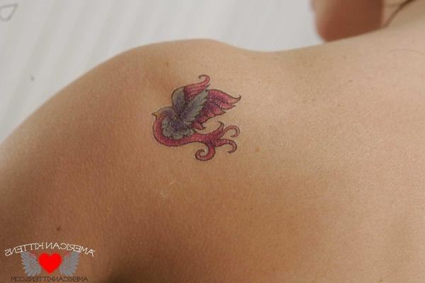 18P Kayden Love gets a few tattoos