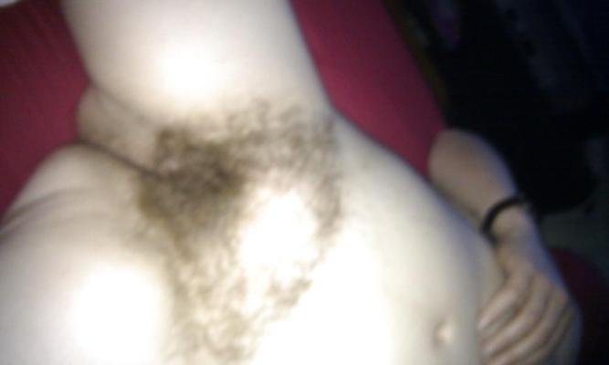 25P Ex hairy pussy 
