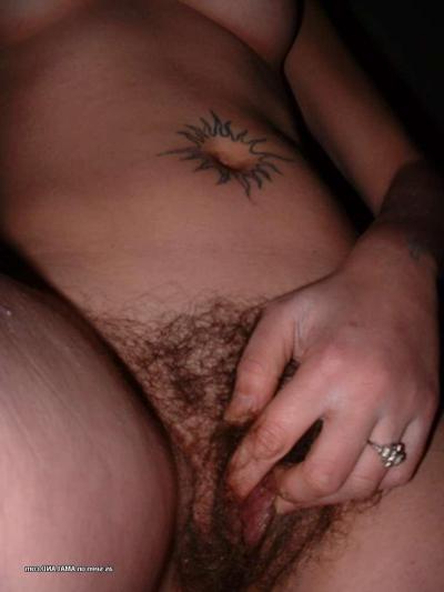 15P Amateur girlfriend strips to show very hairy pussy