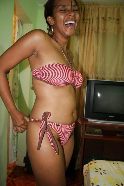 22P EBONY GIRL VIVIANA
